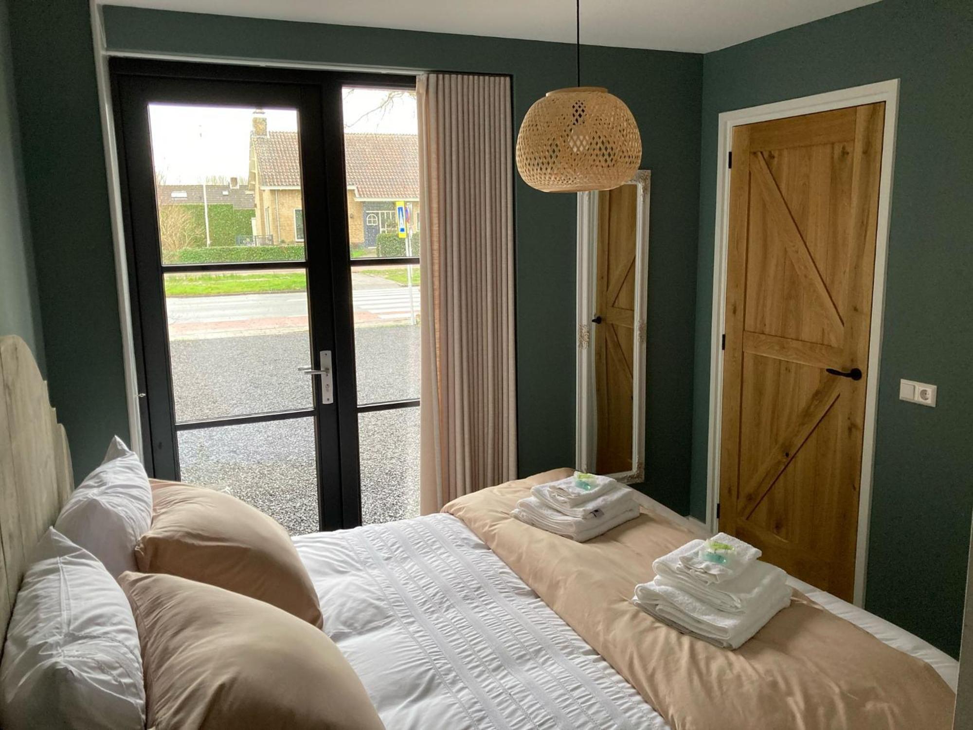 Bed and Breakfast 'T Huske Werkendam Exterior foto
